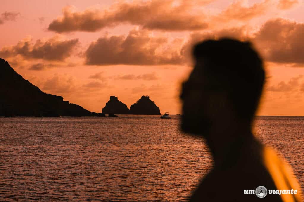 Passeio Entardecer Barco em Fernando de Noronha