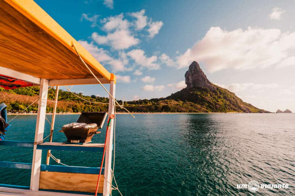 Passeio Entardecer Barco em Fernando de Noronha